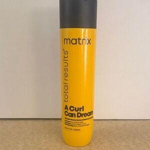 Matix Total Results A Curl Can Dream Shampoo - Yellow and Black